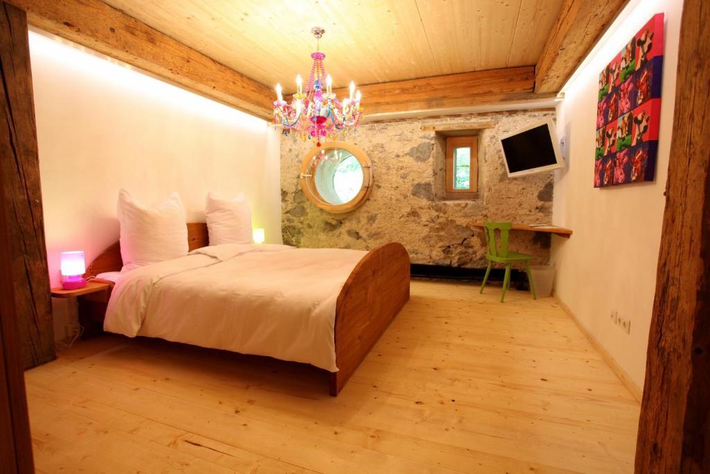 Hotel Rainhof Scheune & Naturpark Restaurant Kirchzarten Værelse billede